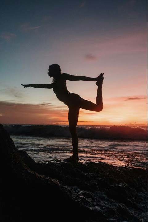 Teacher guiding beginners